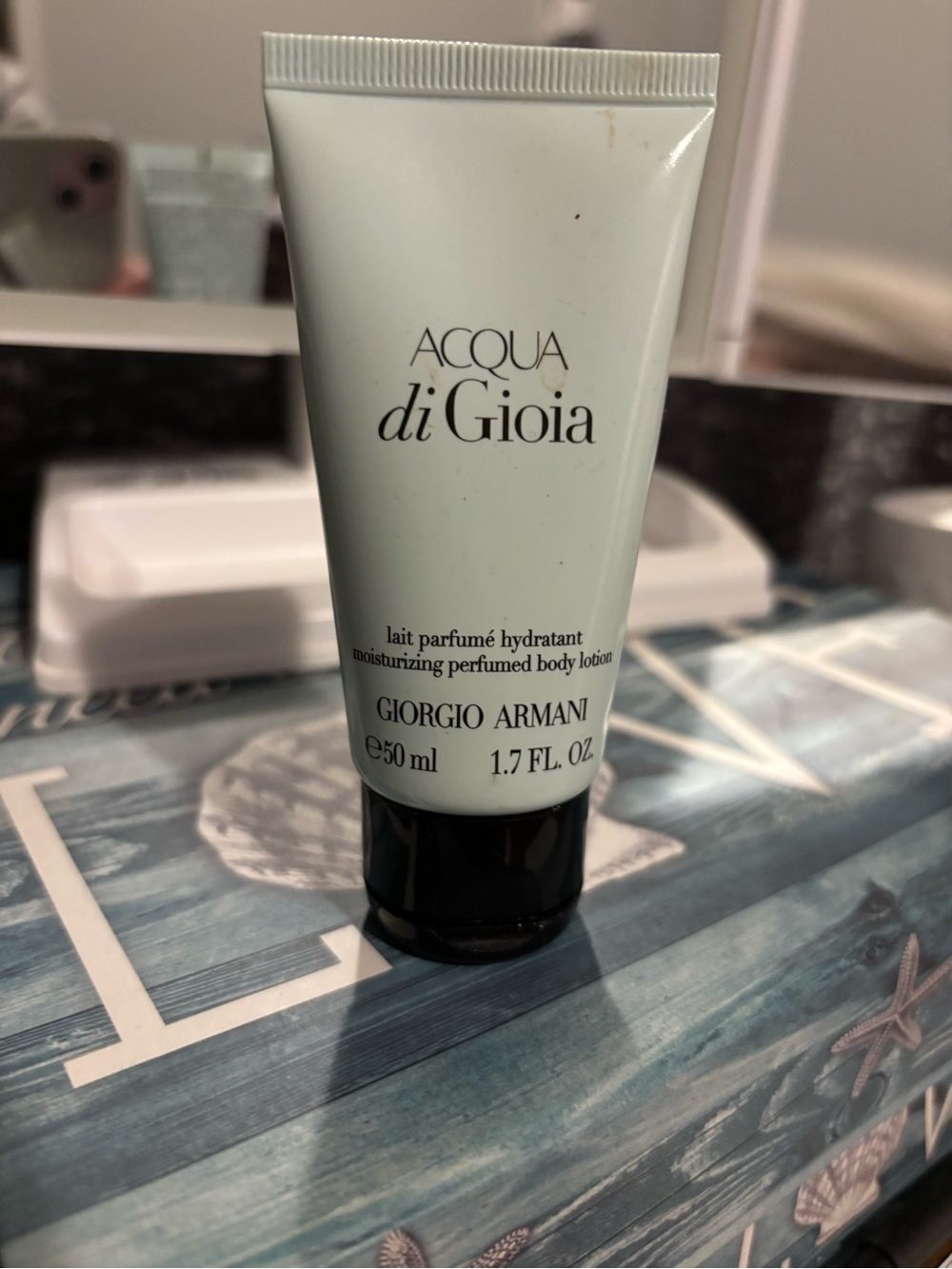 Giorgio Armani Acqua di Gioia Moisturizing Body Lotion - Mint Green